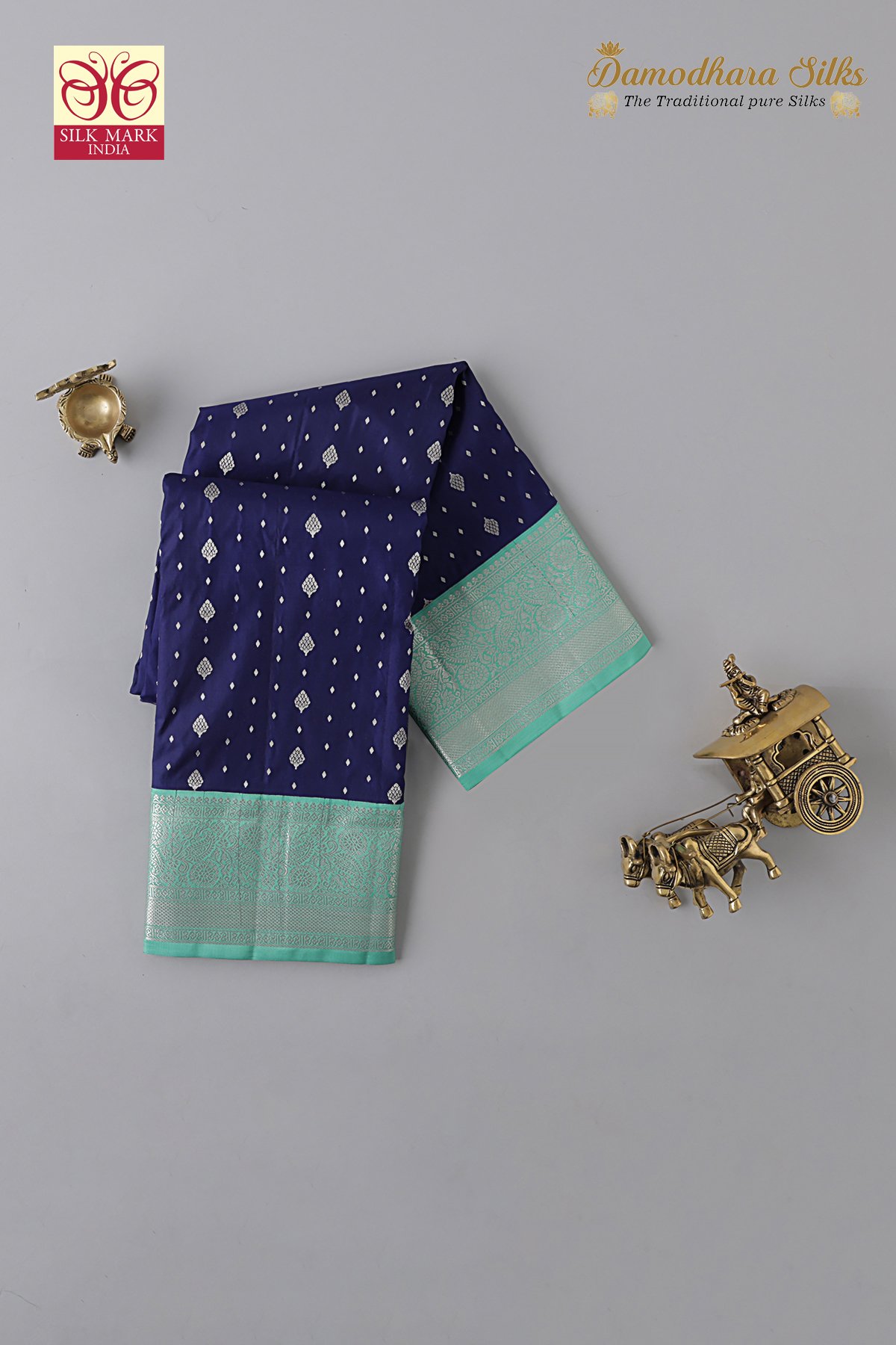 Navy Blue With Light Rama Kanchipuram Silk Saree