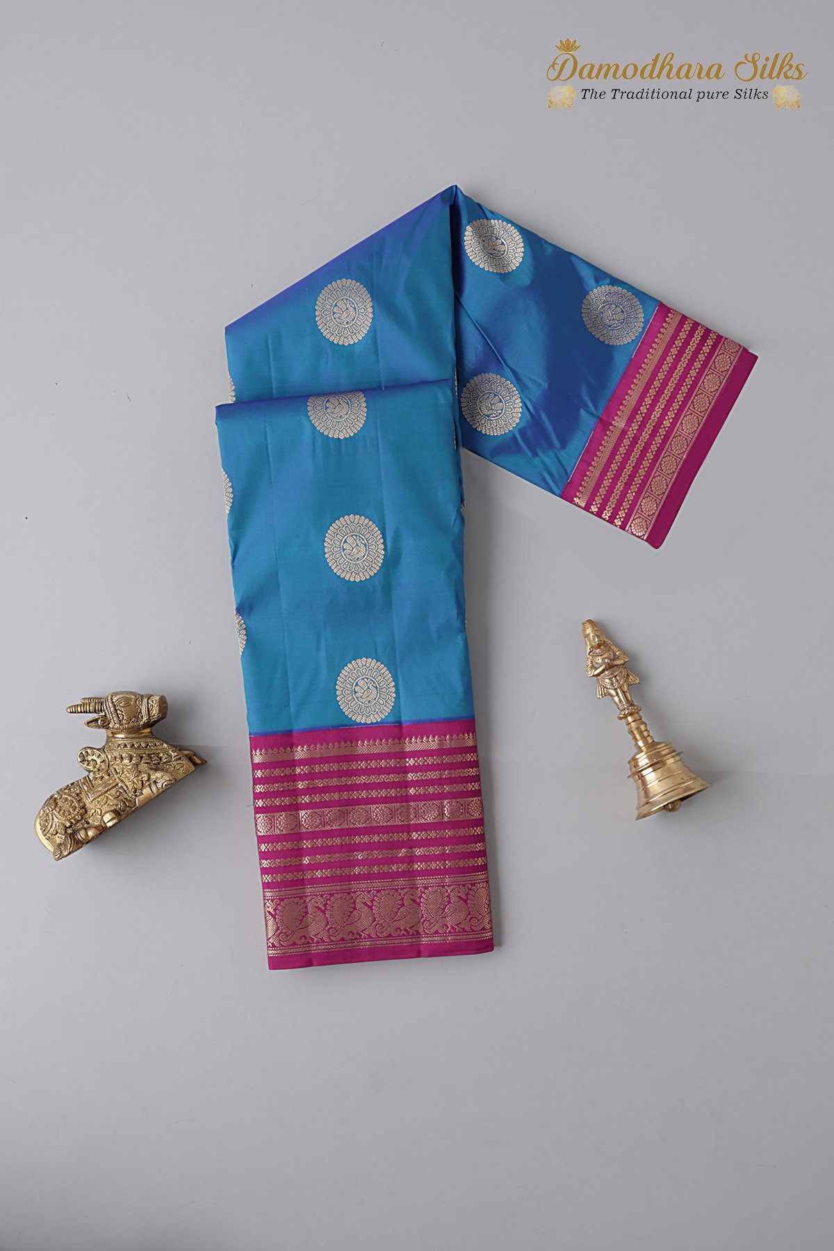 Violet Green With Pink Peacock Motif Kanchipuram Silk Saree